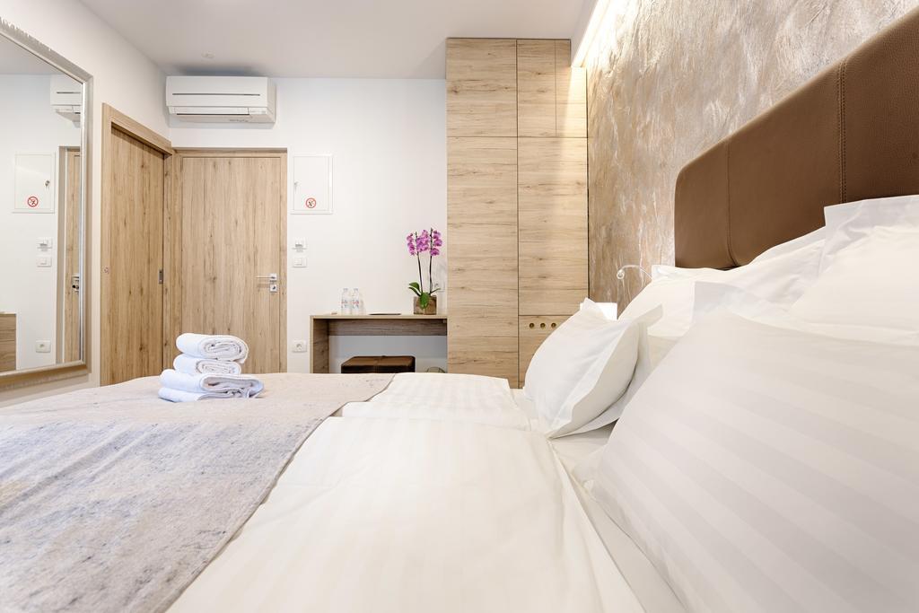 Central Pearl By Nono Ban Rooms Split Exterior foto